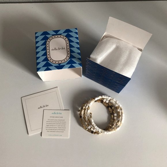 NEW - Gia Coil Bracelet by Stella & Dot - Picture 5 of 8